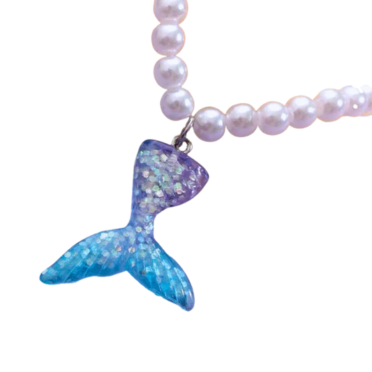 Girls pearl necklace with a mermaid tail in different shades of blue and mauve.